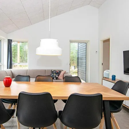 Nyaraló Luxury Retreat In Romo - By Traum